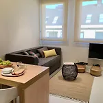 Inside Apartamento *